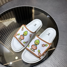 Louis Vuitton Slippers